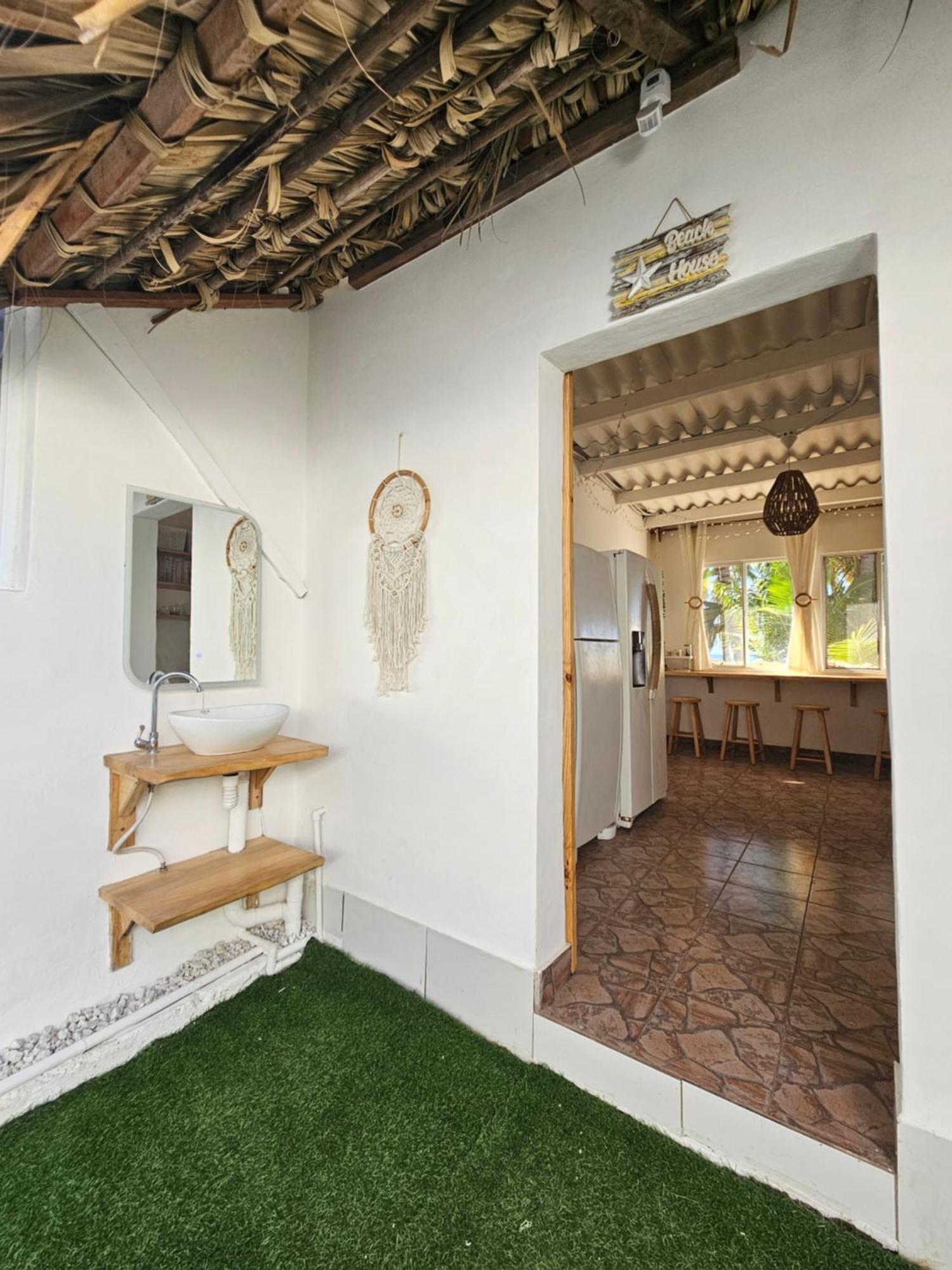 Sunset Surf Villa 拉利伯塔德 外观 照片