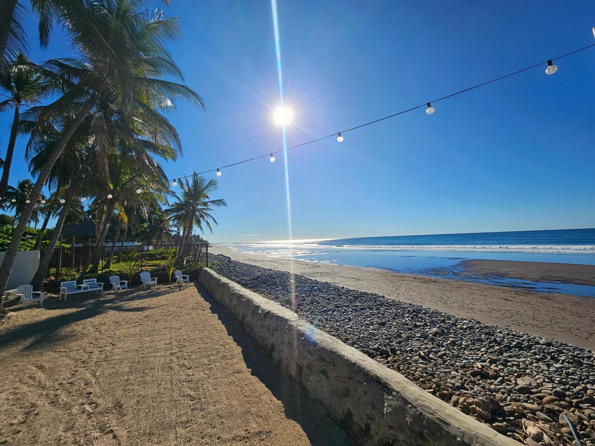 Sunset Surf Villa 拉利伯塔德 外观 照片